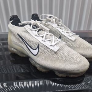 Men's Nike Air VaporMax 2021 Flyknit "Monochrome/Blk" (DH4084-100) Sz. 11